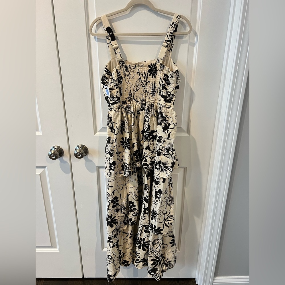 NWT Abercrombie & Fitch Emerson Tiered Maxi Dress | Cream & Black | Size Medium - Picture 3 of 6